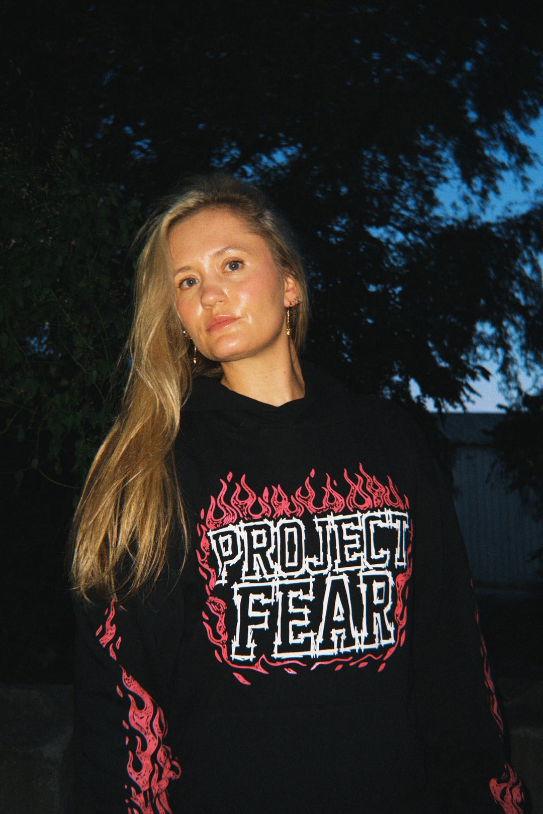 HOODIE - DUCKIE INFERNO - BLACK