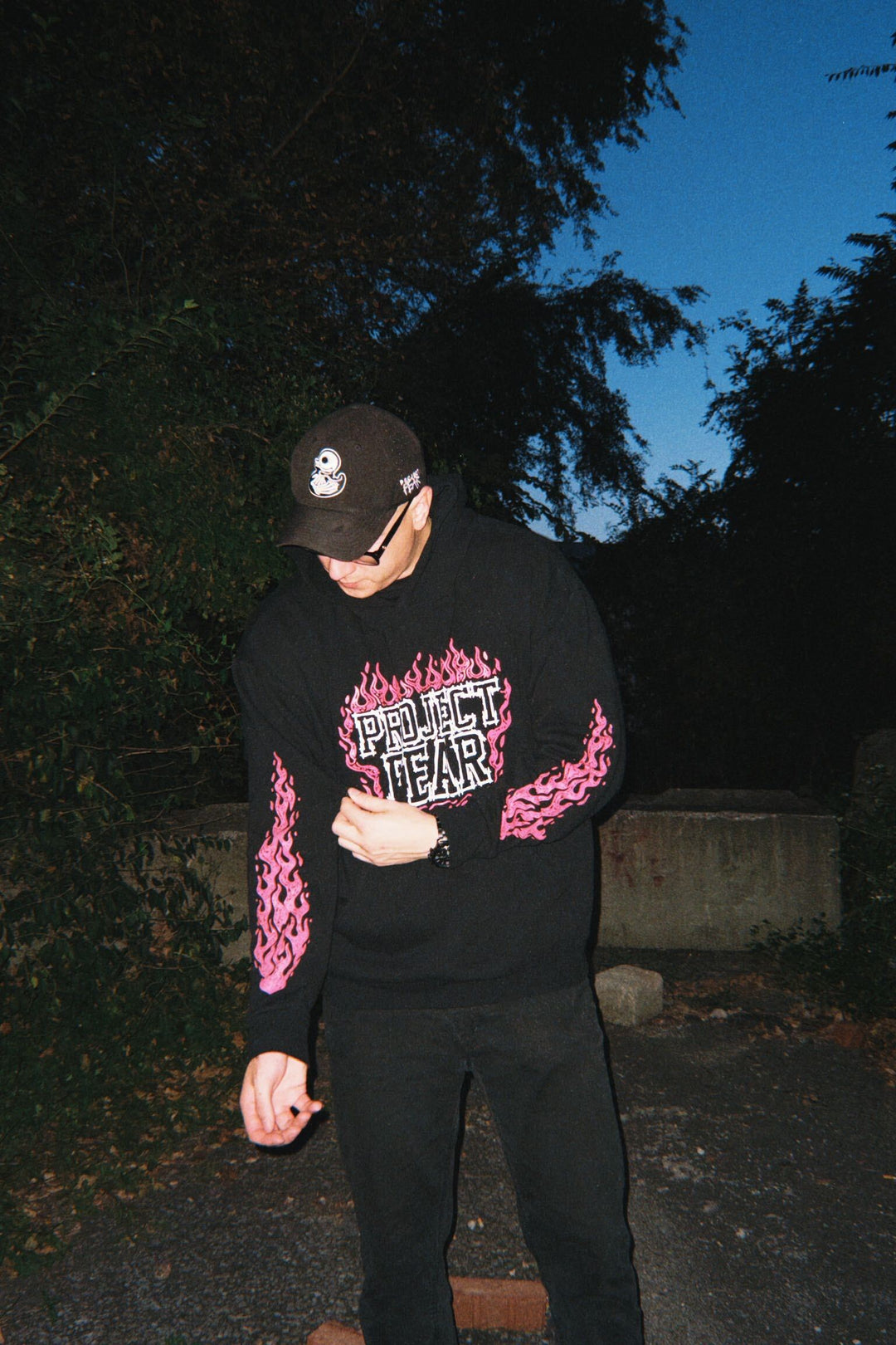 HOODIE - DUCKIE INFERNO - BLACK